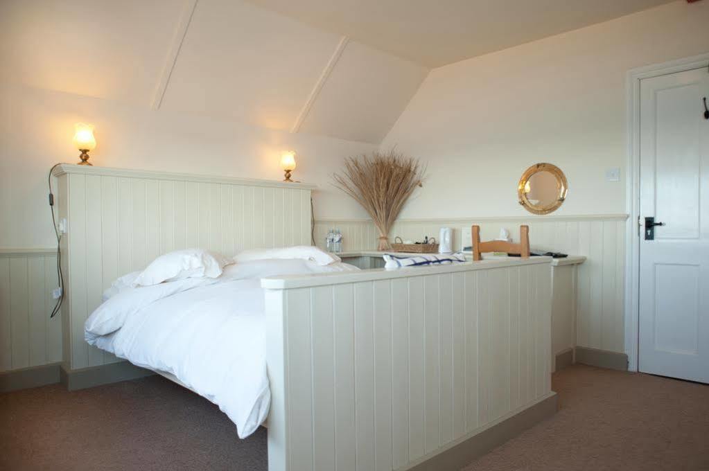 The Cricket Inn Beesands Dış mekan fotoğraf